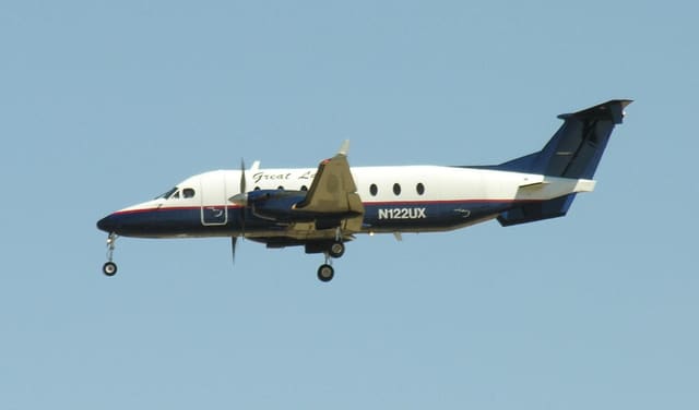 N122UX - Beech