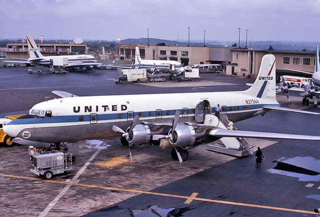 N37564 - Aircraft