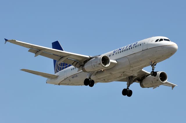 N817UA - Airbus