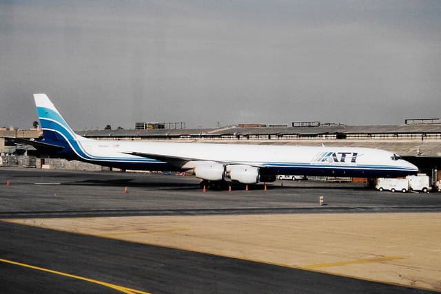 N828BX - Douglas