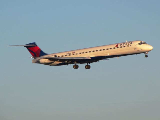 N998DL - Aircraft