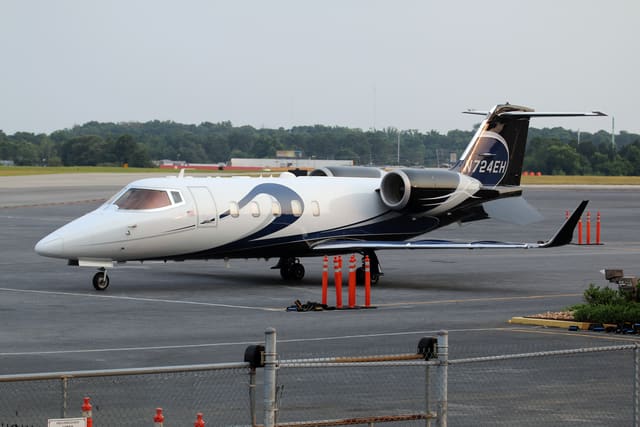 N724EH - Business jet