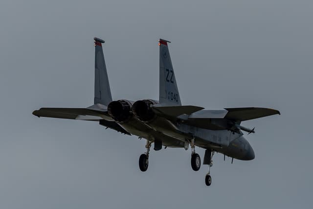  - Twin-engine aircraft