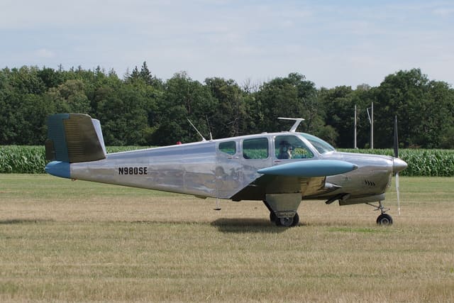 N980SE - Beechcraft