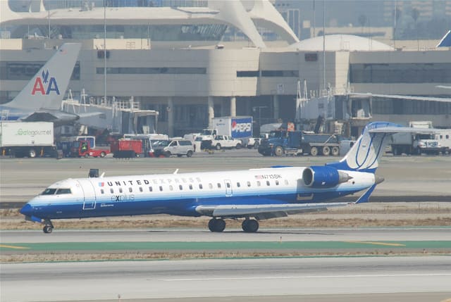 N713SK - Bombardier