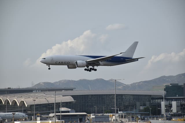 N702GT - Twin-engine aircraft