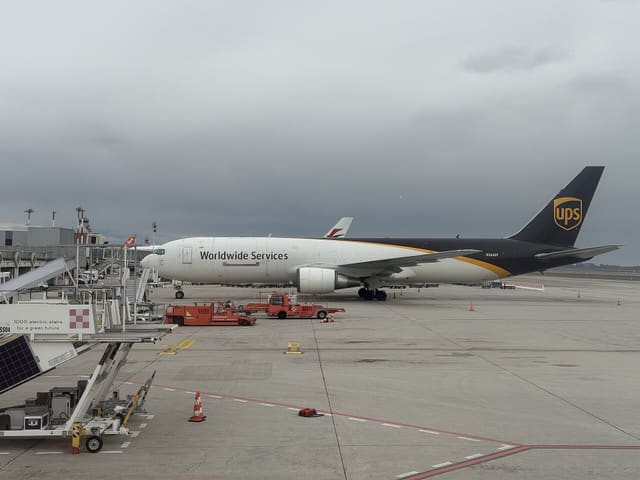 N364UP - Boeing