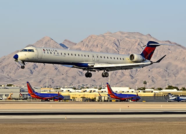 N821SK - Bombardier
