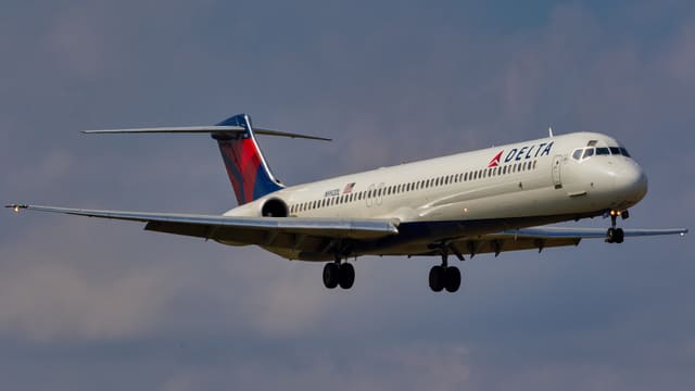 N992DL - Aircraft