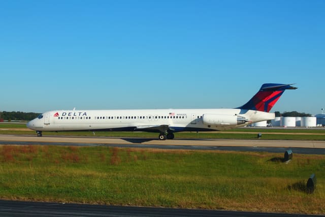 N980DL - Aircraft