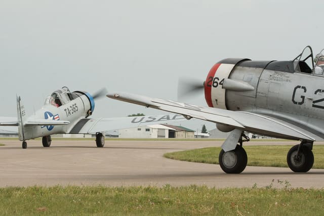 N29935 - Warbird