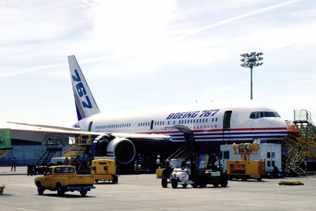 N767BA - Boeing