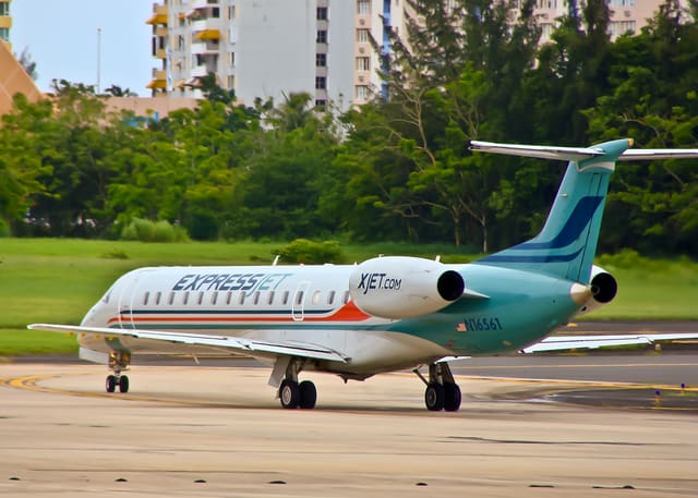 N16561 - Business jet