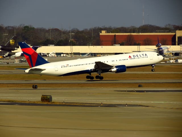 N128DL - Boeing