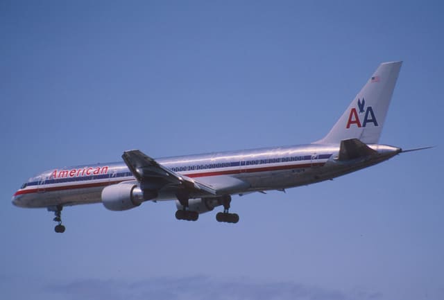 N718TW - Boeing