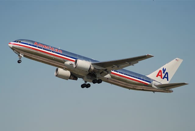 N352AA - Boeing