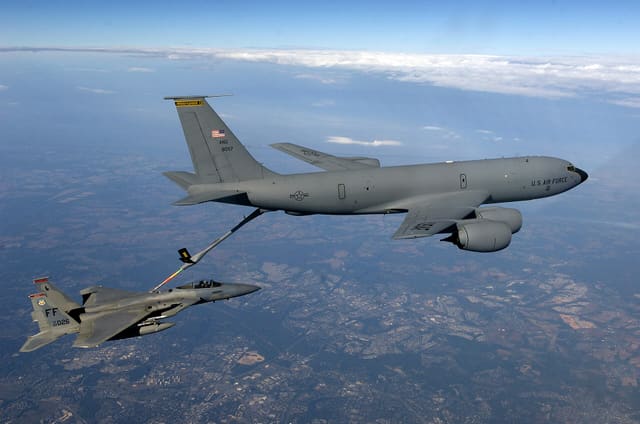  - Twin-engine aircraft