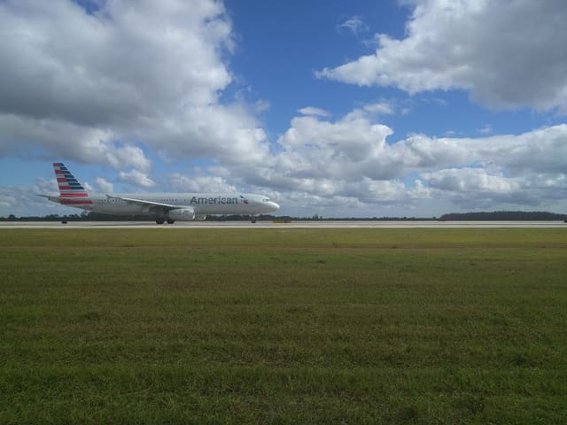 N972UY - Airbus