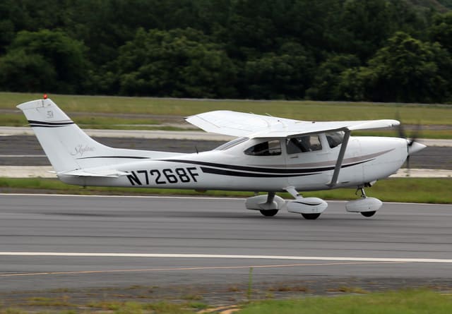 N7268F - Cessna