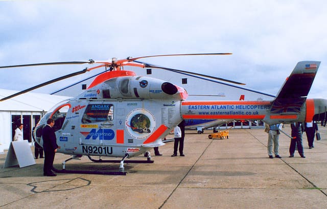 N9201U - Helicopter