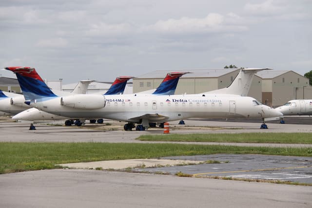 N844MJ - Bombardier