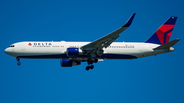 N1201P - Boeing