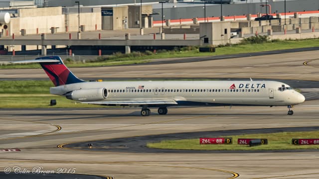N965DL - Douglas