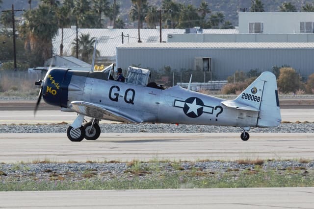 N4086T - Warbird