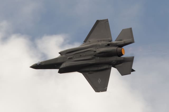  - Aircraft