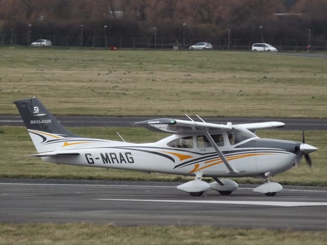 G-MRAG - Cessna