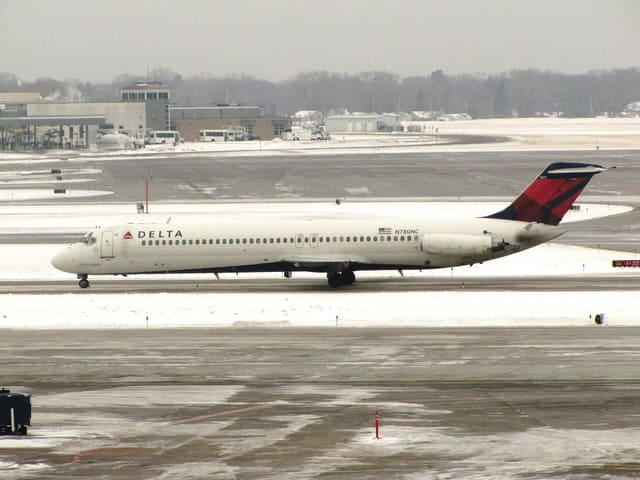 N780NC - Embraer