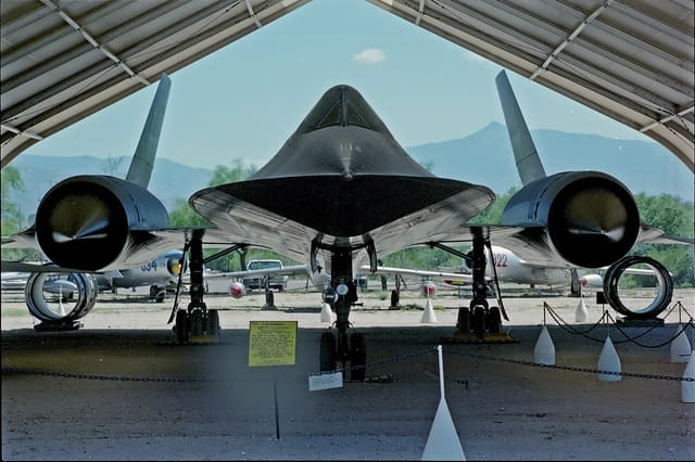  - Twin-engine aircraft