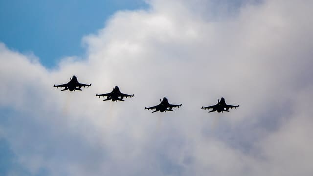  - Aircraft