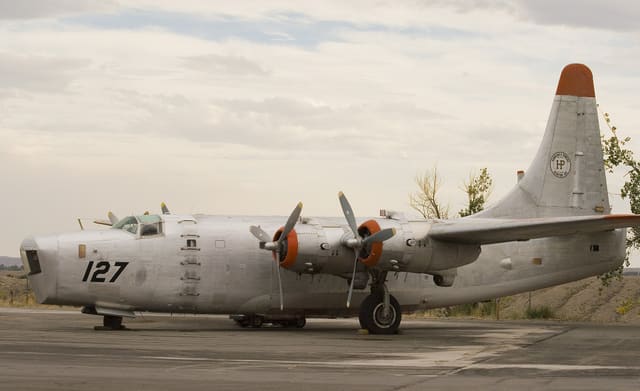 N6884C - Aircraft
