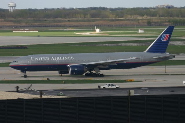 N212UA - Boeing