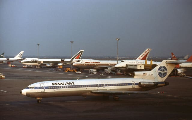 N4730 - Aircraft