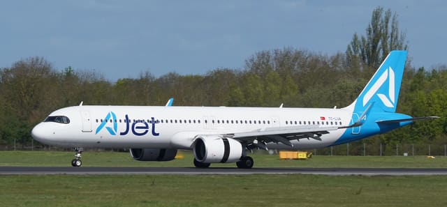 TC-LUA - Airbus