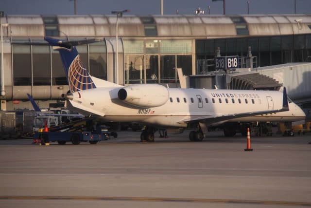 N11187 - Embraer
