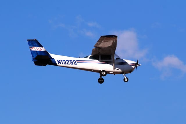 N13293 - Single-engine aircraft