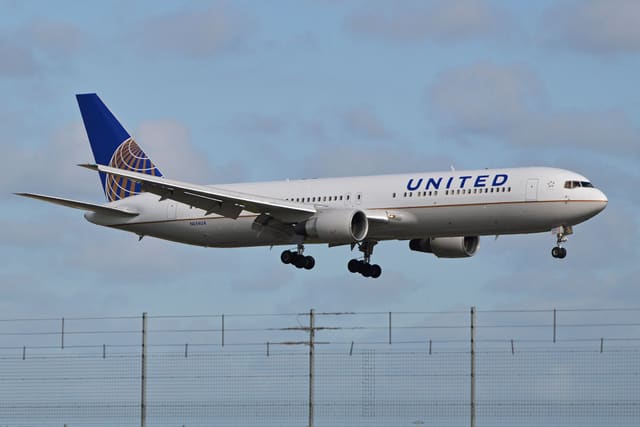 N654UA - Boeing