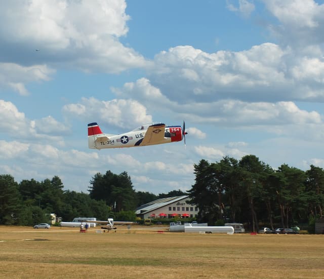 N1328B - Warbird