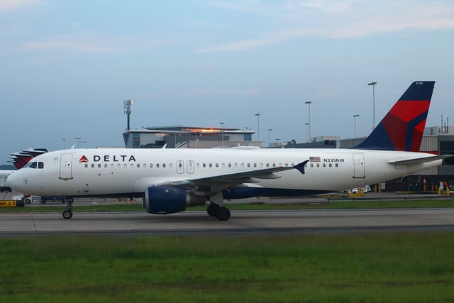 N335NW - Airbus
