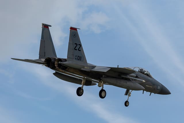  - Twin-engine aircraft