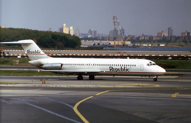 N1334U - Aircraft