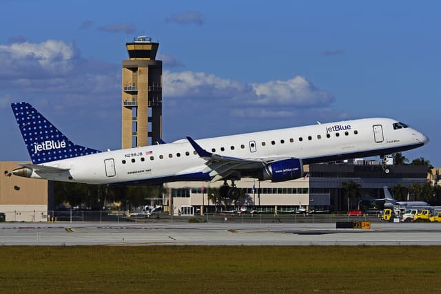 N298JB - Embraer