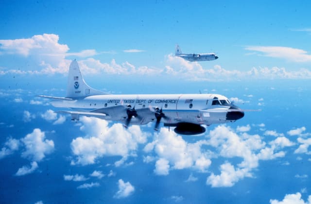 N42RF - Lockheed
