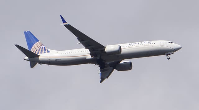 N37502 - Boeing