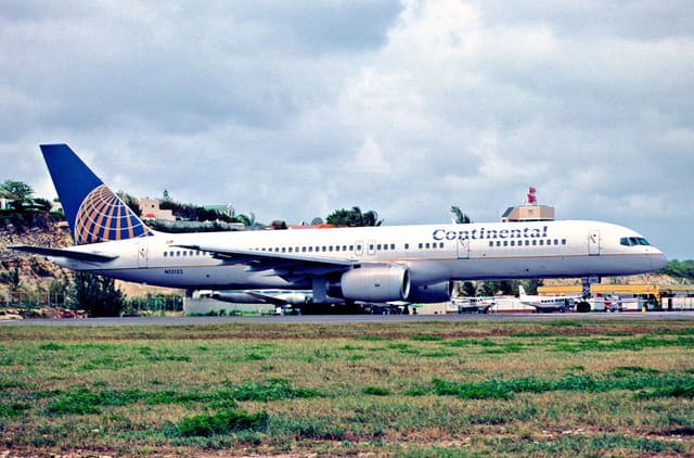 N12125 - Boeing