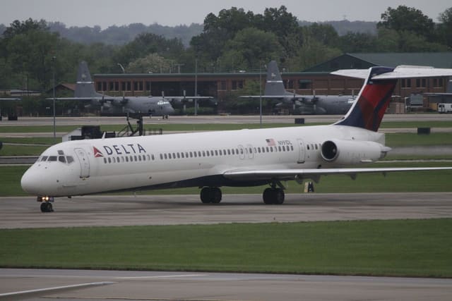 N991DL - Douglas