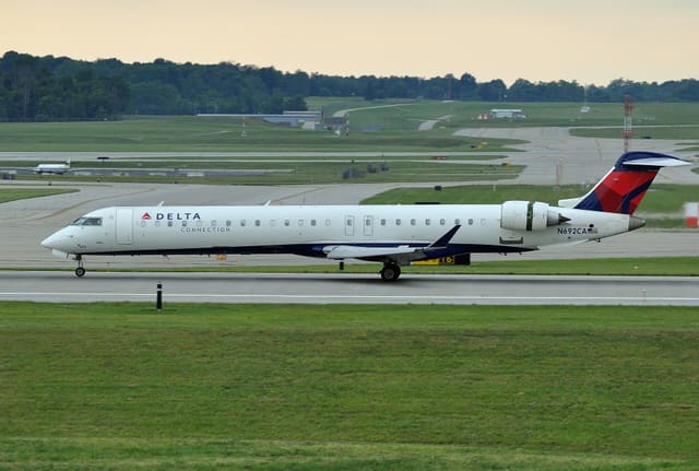 N692CA - Aircraft